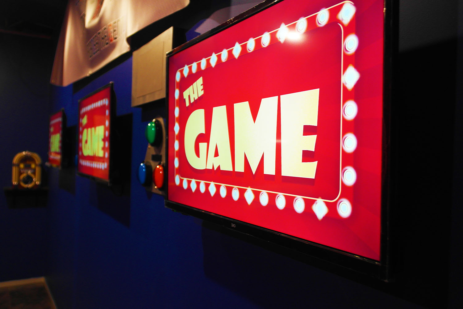 tv screens for game show